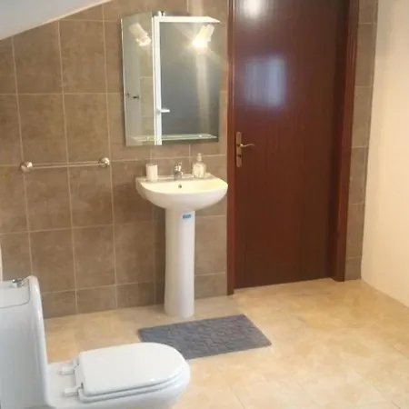 Spacious Apartment With Swimmingpool Aparthotel Vila do Mato